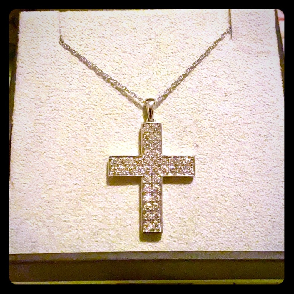 Diamond Cross Pendant Necklace in Sterling Silver